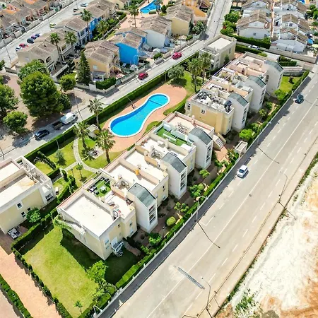 Luxury Apt, Beach, Pool Open 365 Days, Near Javea & Denia