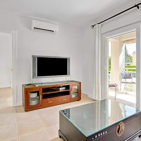 アパート Luxury Apt, Beach, Pool Open 365 Days, Near Javea & Denia エル・ベルゲル